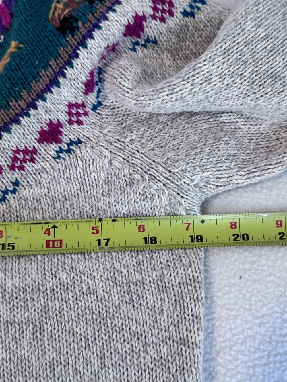 Vintage WOOLRICH Farm Scene Sweater - Picture 8 of 10
